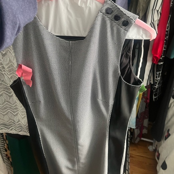 WHBM DRESS - Picture 3 of 3